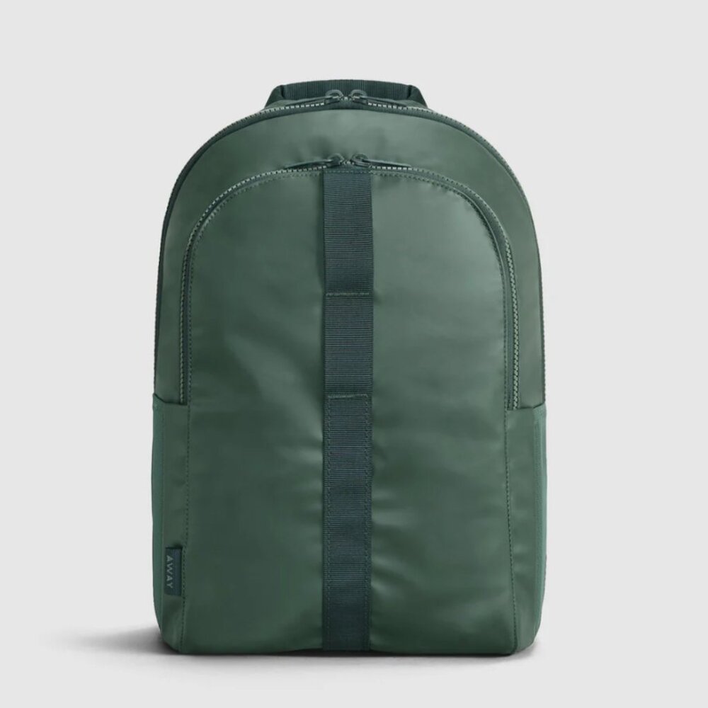 Away Active Backpack Forest Green 26L